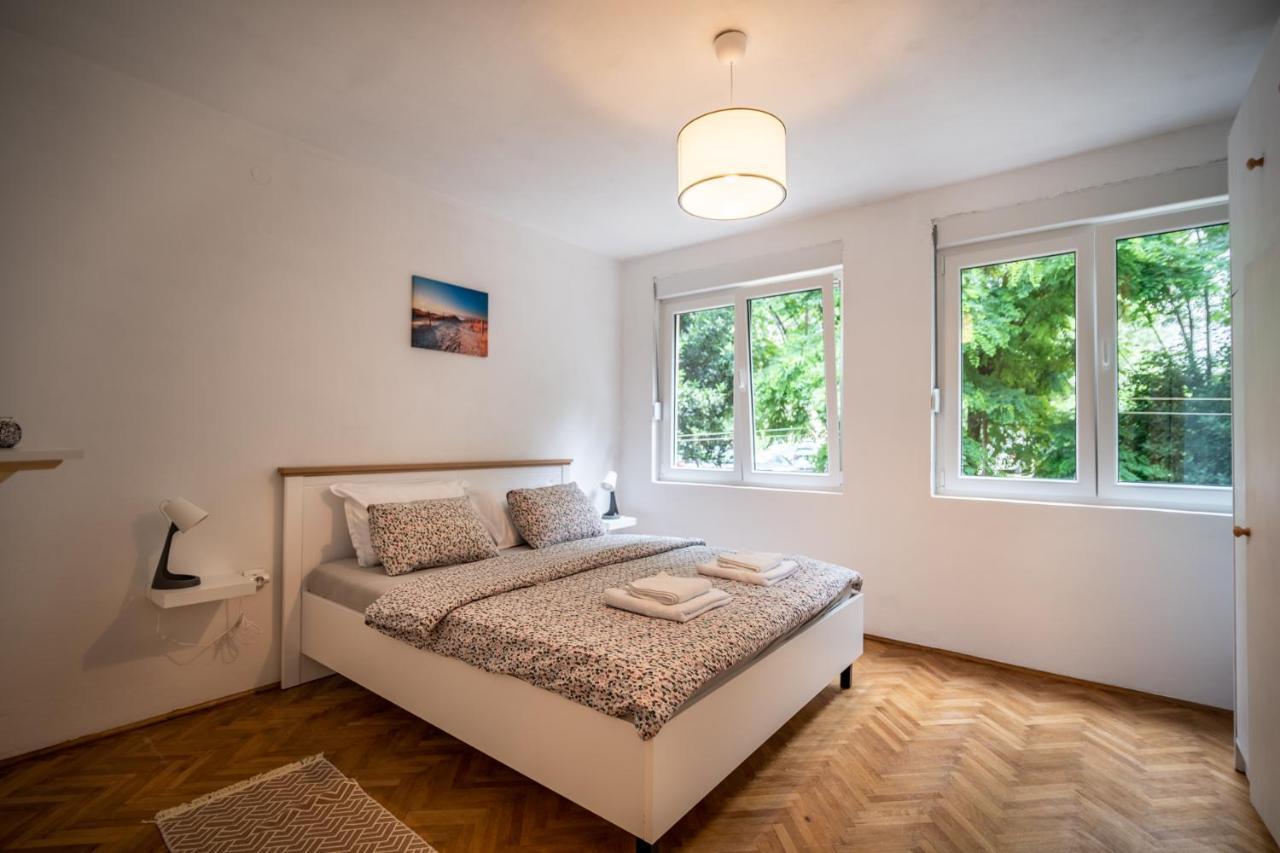 Cozy Apartment, 10 Minutes Walking Distance From The Old Town Kotor Exteriör bild